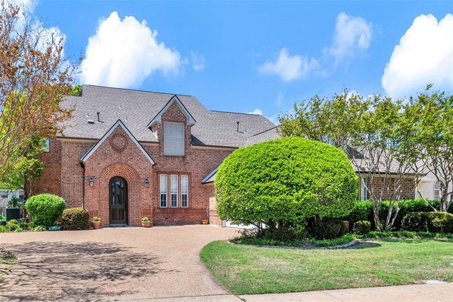 1703 Weiskopf Drive