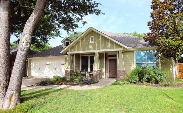 517 N 2nd Street Midlothian, TX House Active - Photo 1 of 26. Opens carousel modal