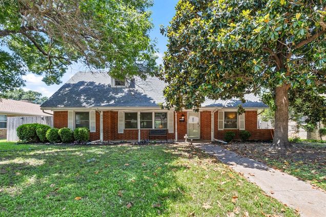 1809 Esquire Place Grand Prairie, TX House Sold - Photo 1 of 1. Opens carousel modal