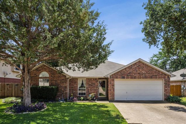 202 Yosemite Drive