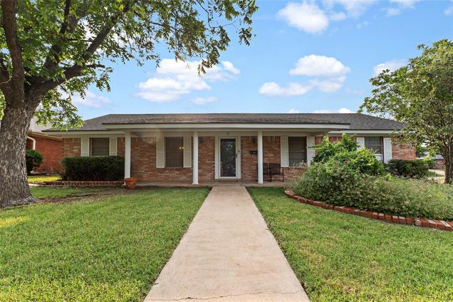 5 Scott Place Abilene, TX House Sold - Photo 1 of 1. Opens carousel modal