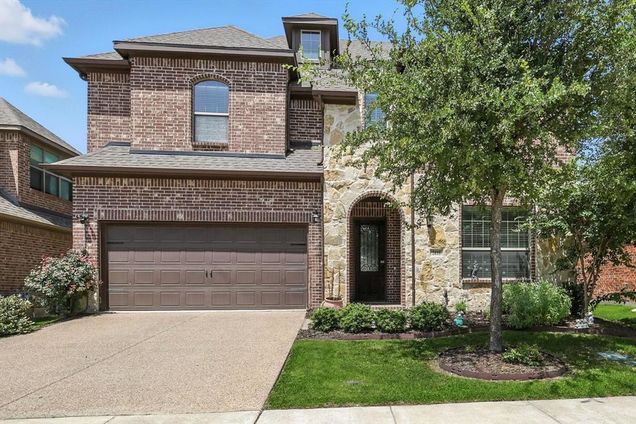2418 Askew Drive