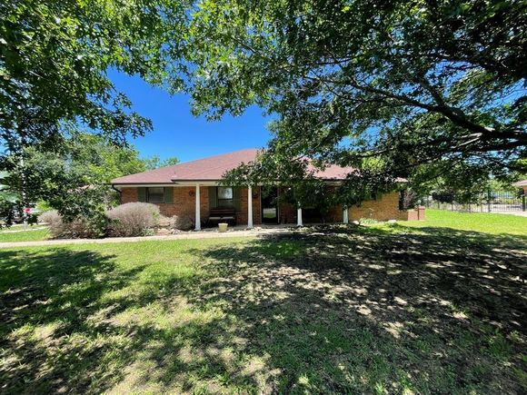 11 Maree Court Waxahachie, TX House Sold - Photo 1 of 1. Opens carousel modal