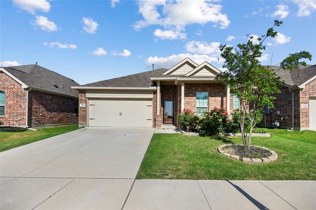 7301 Crepe Myrtle Avenue