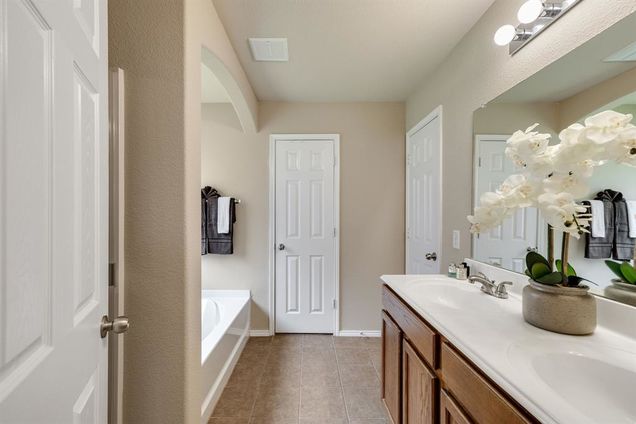 5640 Lincolnwood Drive Prosper, TX House Active - Photo 1 of 37. Opens carousel modal