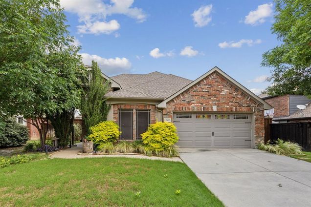 2449 Dove Creek Drive