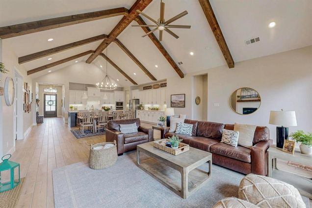 2801 Capitol Place