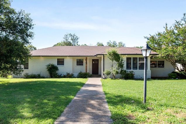 1205 Columbia Circle Corsicana, TX House Sold - Photo 1 of 1. Opens carousel modal