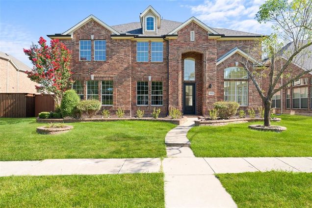 1616 Sweetbay Drive
