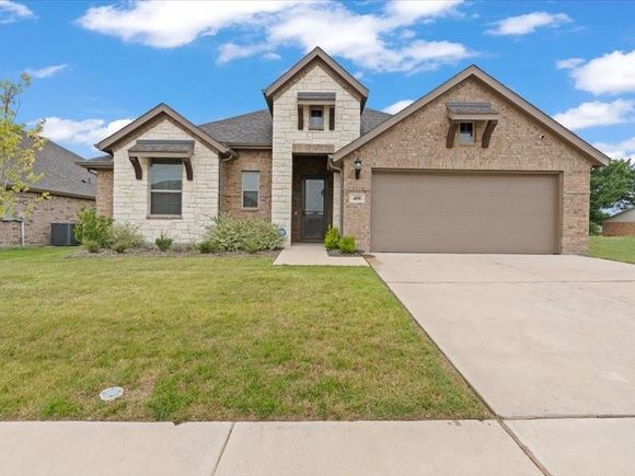 408 Molly Lane