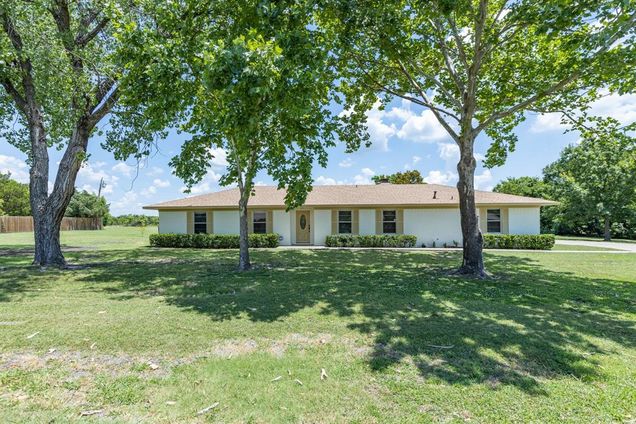 21 Hillview Drive