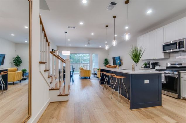 1007 Mount Auburn Avenue Dallas, TX Multifamily Active - Photo 1 of 26. Opens carousel modal