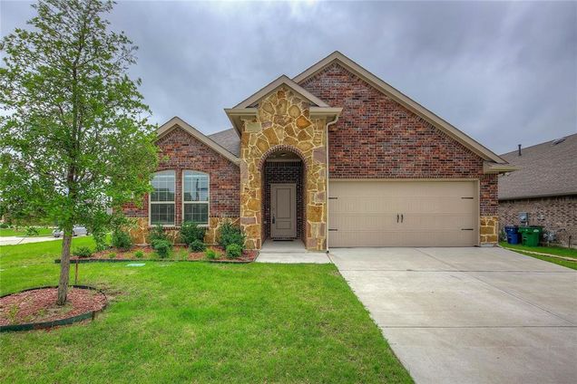 203 Gatecrest Drive Fate, TX House Active - Photo 1 of 25. Opens carousel modal
