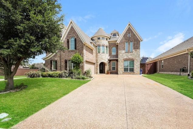 9716 Lance Drive Frisco, TX House Active - Photo 1 of 16. Opens carousel modal
