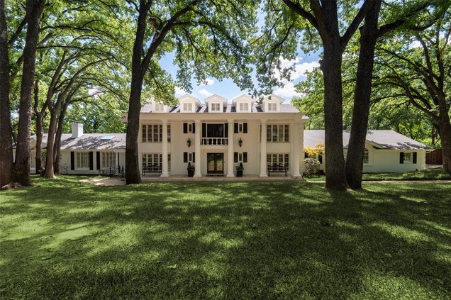 4012 Fairway Court
