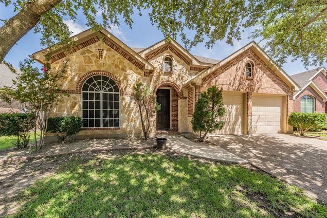 2684 Waterway Drive
