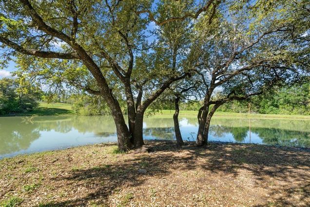 907 S Farm To Market 4