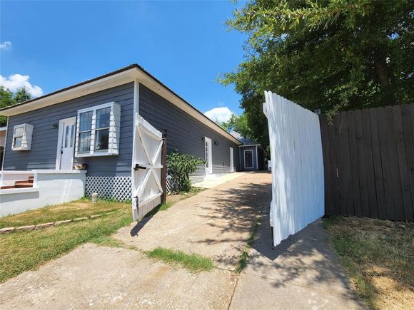 1511 W Woodard Street Denison, TX House Active - Photo 1 of 32. Opens carousel modal