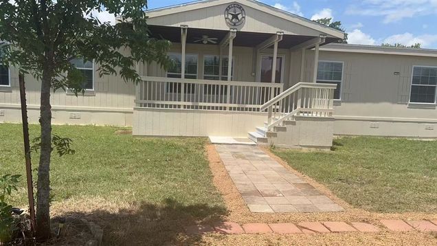 831 Country Club Road Allen, TX House Active - Photo 1 of 28. Opens carousel modal