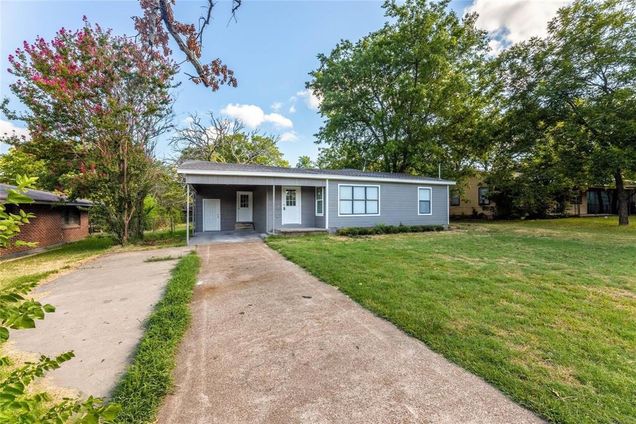 2142 W Sherman Street Paris, TX House Active - Photo 1 of 28. Opens carousel modal