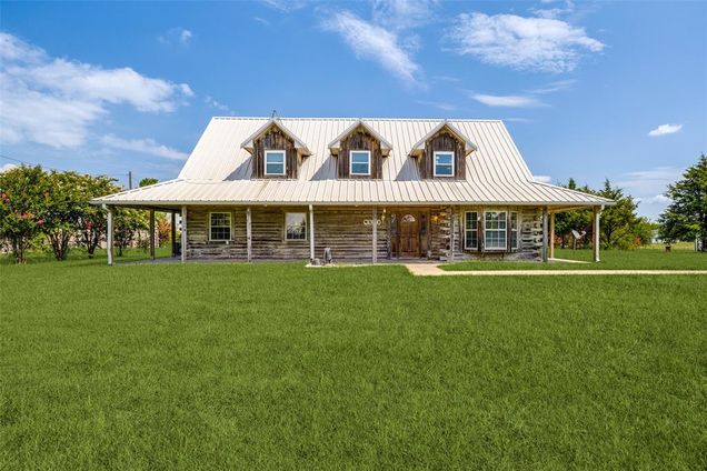 330 County Road 2904 Dodd City, TX House Active - Photo 1 of 30. Opens carousel modal