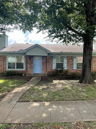 923 Brae Loch Drive