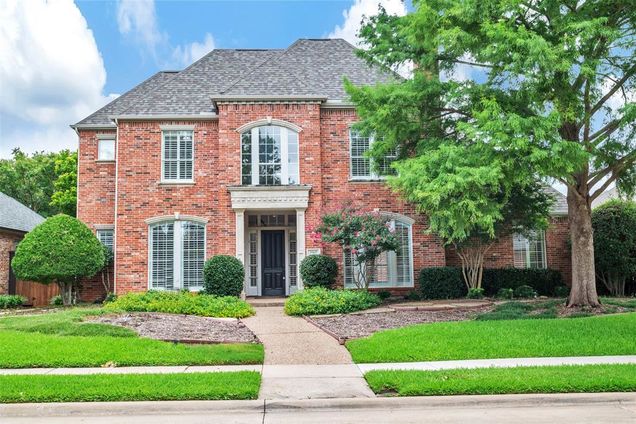 5965 Glendower Lane
