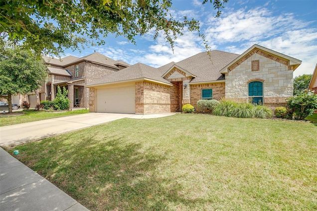 5236 Wheat Sheaf Trail Fort Worth, TX House Contingent - Photo 1 of 40. Opens carousel modal