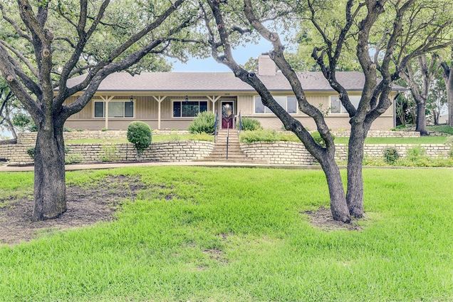 1831 Waterwood Drive Arlington, TX House Active - Photo 1 of 36. Opens carousel modal