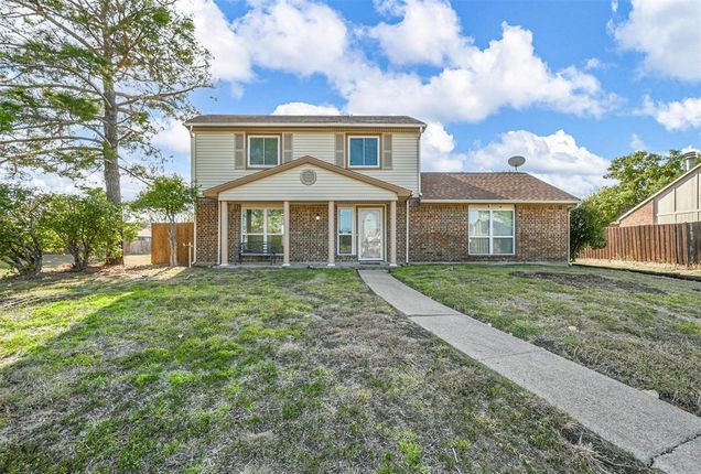 9110 Davis Street Rowlett, TX House Active - Photo 1 of 17. Opens carousel modal
