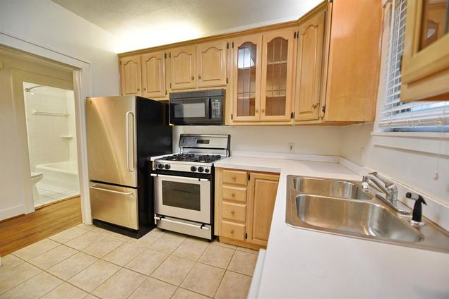 4020 Hawthorne Avenue Unit 4020 A Dallas, TX Multifamily Active - Photo 1 of 19. Opens carousel modal