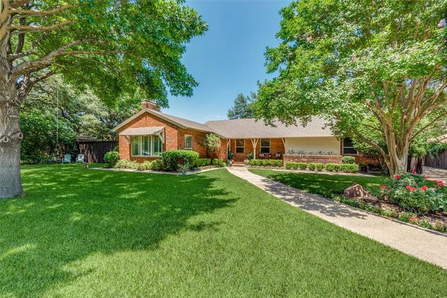 923 Leatrice Drive