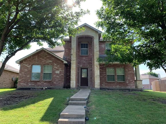2816 Lake Vista Drive Wylie, TX House Active - Photo 1 of 3. Opens carousel modal