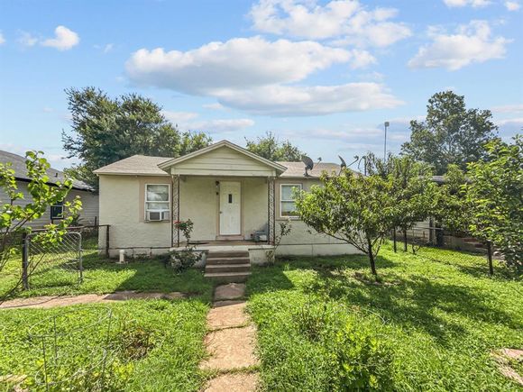 219 Spindletop Street