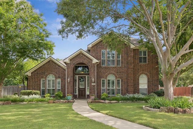403 Pleasant Run Murphy, TX House Active - Photo 1 of 32. Opens carousel modal