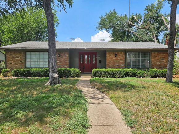 4021 Treeline Drive