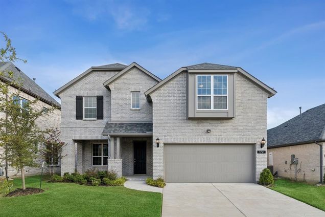 2903 Italia Terrace
