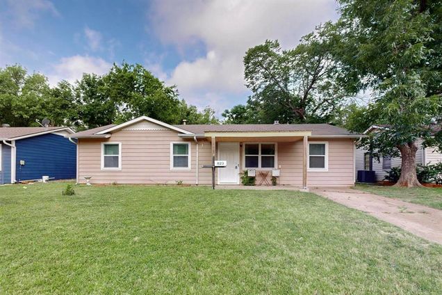 823 Collin Drive