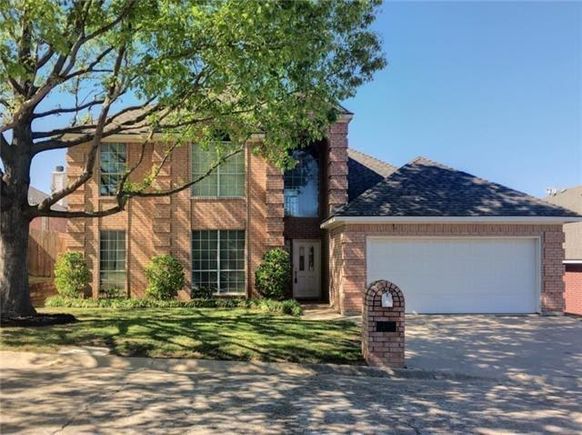 8434 Golf Club Circle Fort Worth, TX House Active - Photo 1 of 20. Opens carousel modal