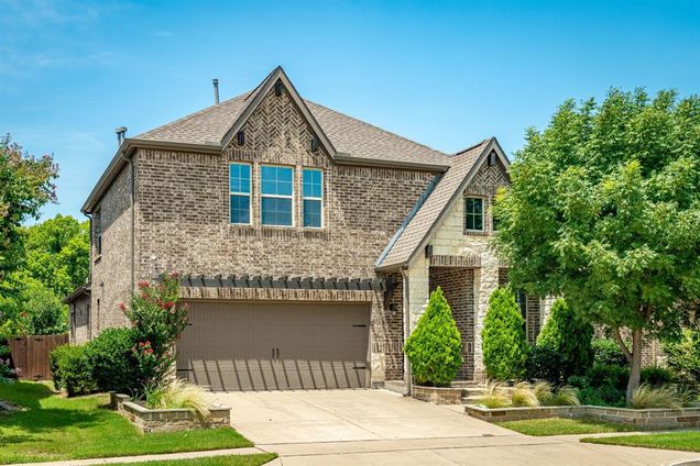 5204 Basham Lane McKinney, TX House Active - Photo 1 of 39. Opens carousel modal