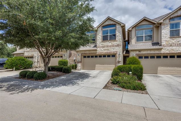 884 Caballero Drive
