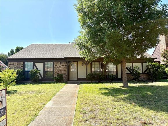 1516 Vera Cruz Drive Plano, TX House Active - Photo 1 of 22. Opens carousel modal