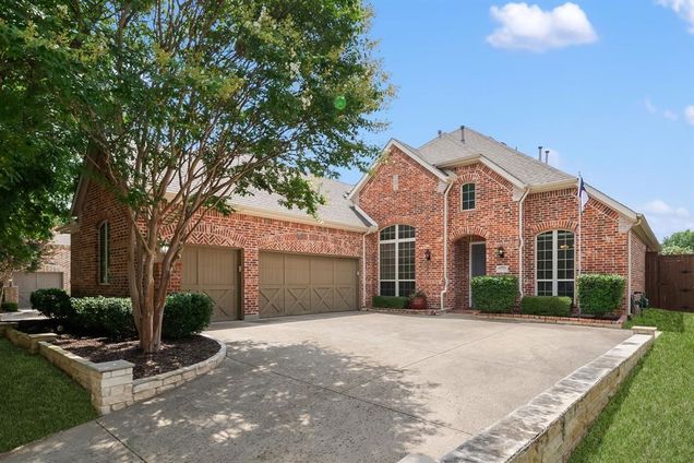 14883 Foxbriar Lane Frisco, TX House Active - Photo 1 of 38. Opens carousel modal