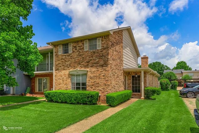 102 Hammerly Drive