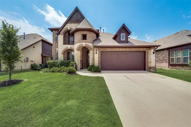 1220 Thrasher Drive