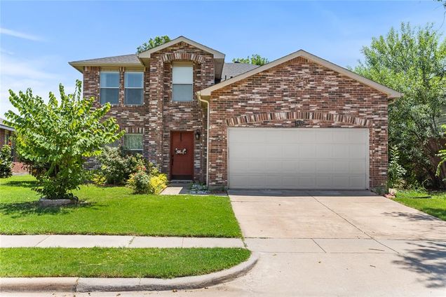 2432 Chestnut Drive Little Elm, TX House Active - Photo 1 of 27. Opens carousel modal
