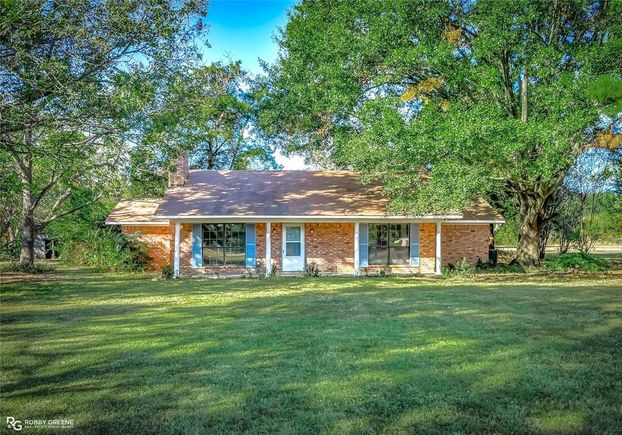 5338 Bobbie Lane Bossier City, LA House Active - Photo 1 of 30. Opens carousel modal