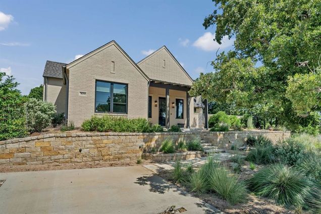 3632 Overlook Manor