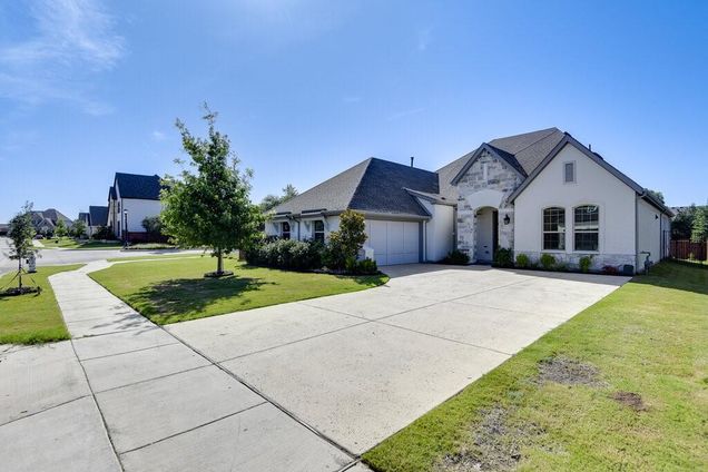 412 Harmony Way