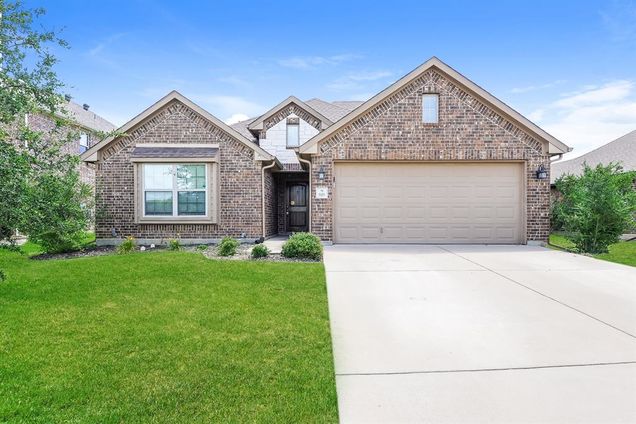 909 Saint Andrews Drive Burleson, TX House Active - Photo 1 of 15. Opens carousel modal